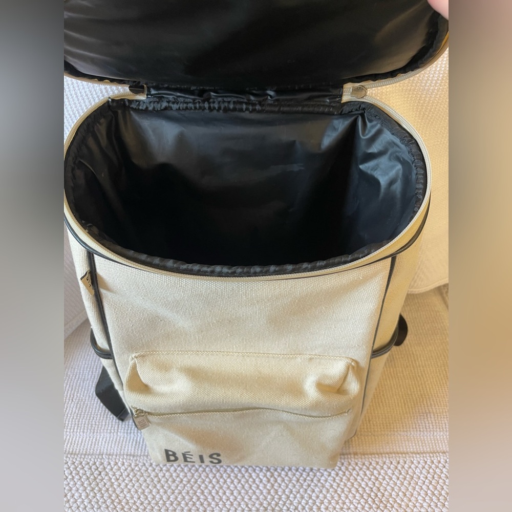 BEIS Cooler Backpack in Natural - Picture 3 of 5